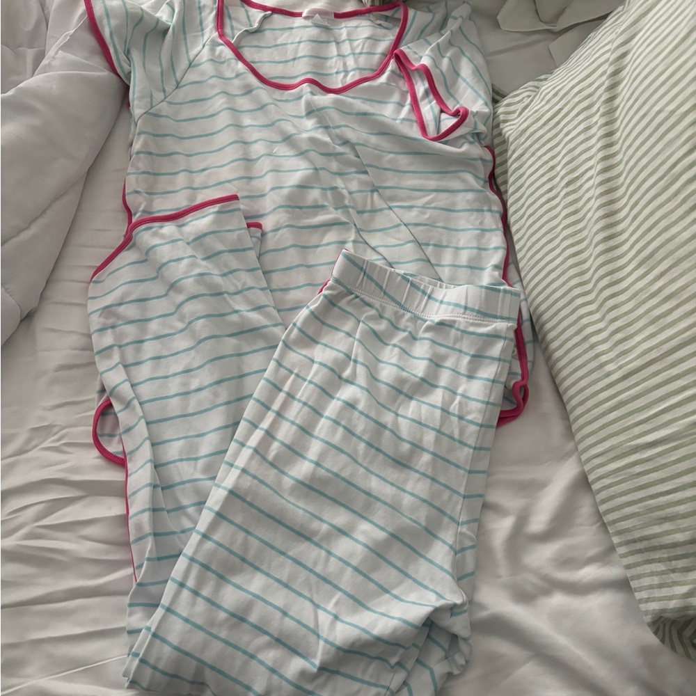 LAKE pajama set